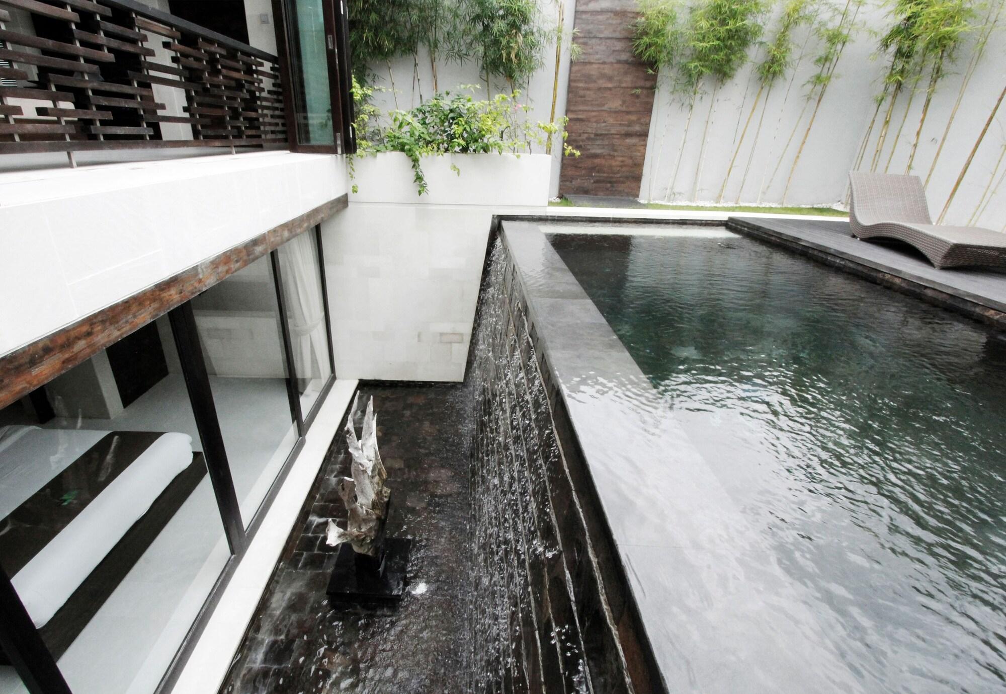 อีควิลิเบรีย เซอมินยัก - ผ่านการรับรอง Chse Villa เซมินยัค ภายนอก รูปภาพ